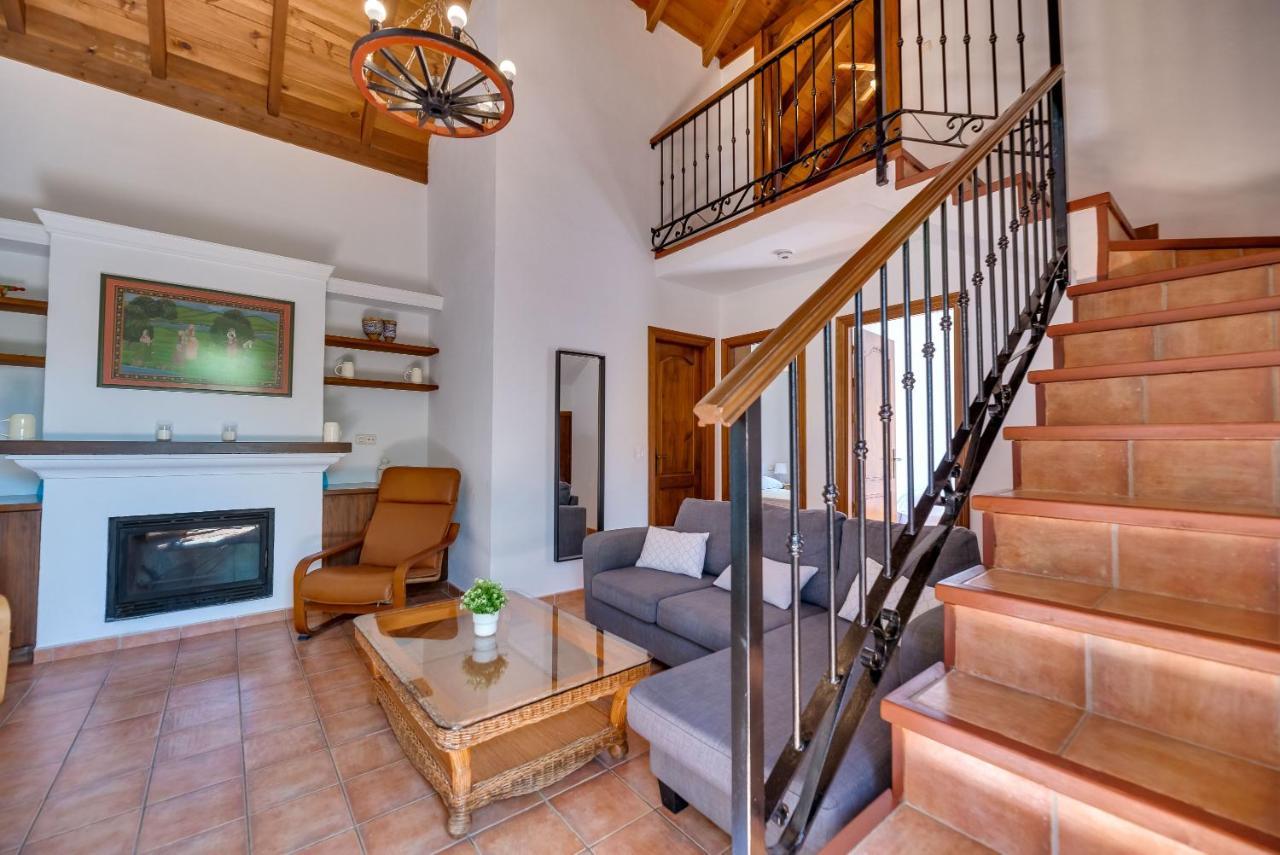 Casa Rural Entre Ojen Y Marbella Exteriör bild